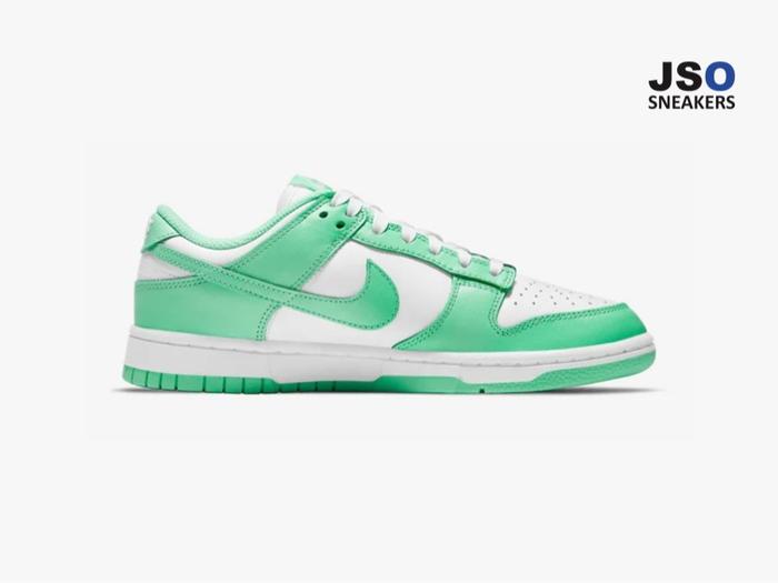 Sepatu Nike Dunk Low Green Glow (W)(SKU : DD1503 105)