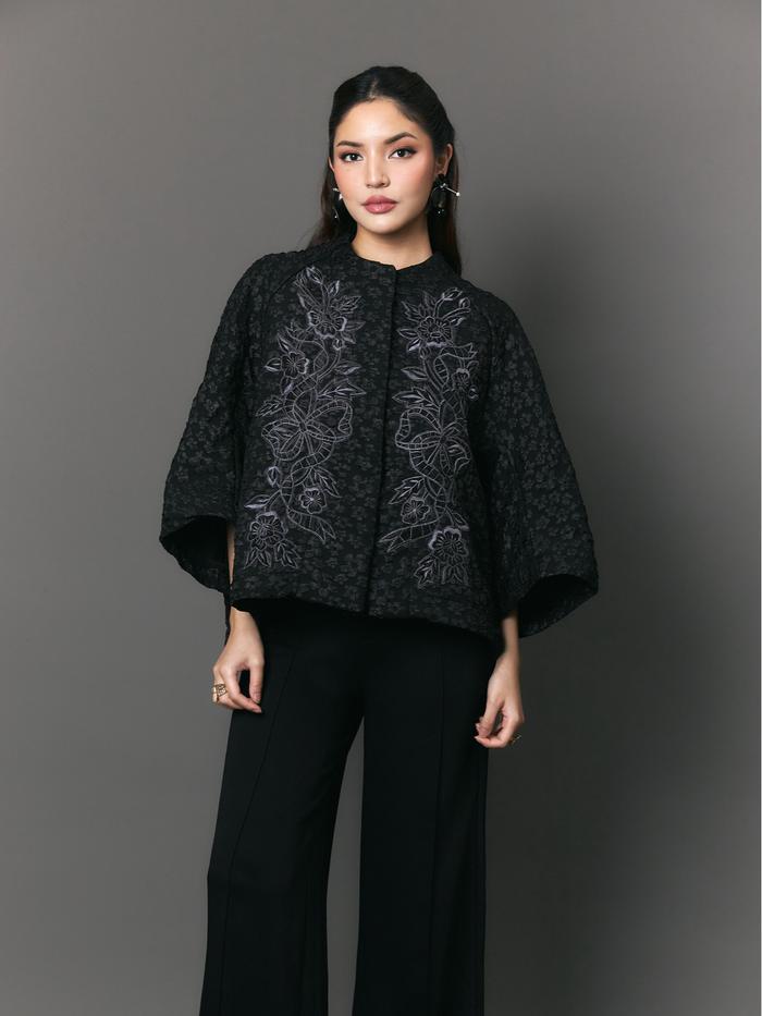 STUDIO TUI - VIVIEN OUTER IN BLACK