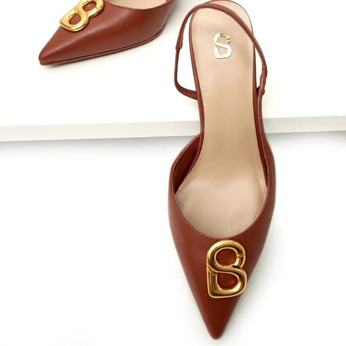Buttonscarves Kylie Mid Heels Caramel Size 40