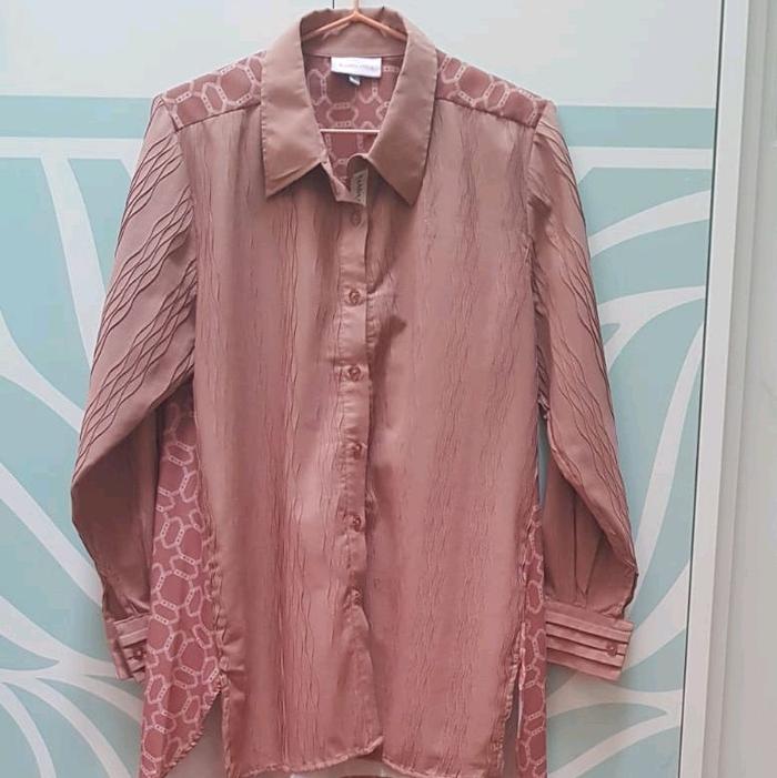 Stary Top Ria Miranda Brown Summer 2022 Size L Preloved