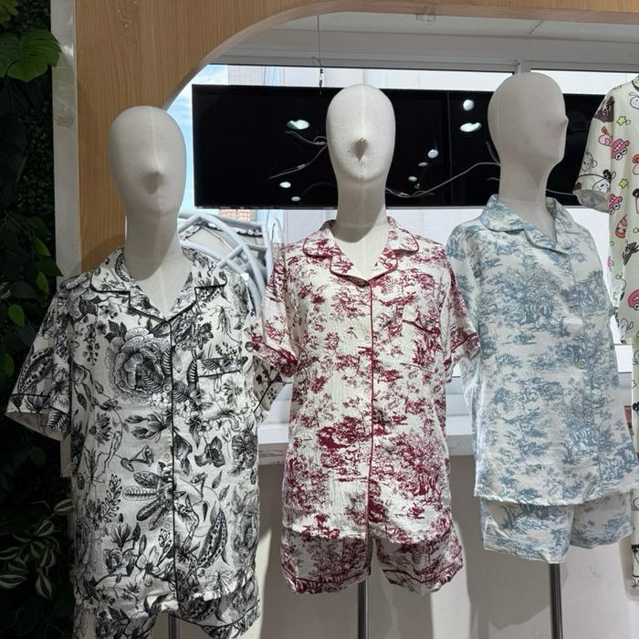 Baju Tidur Bahan Katun Premium dengan Desain Floral dan Pola Unik untuk Kenyamanan Maksimal Piyama W