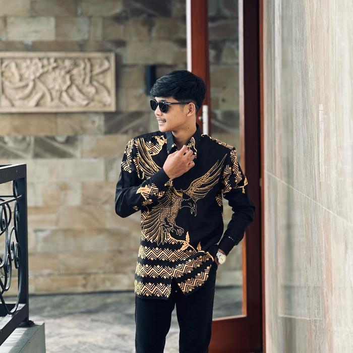 KEMEJA PREMIUM ELANG EMAS BATIK FLORIST