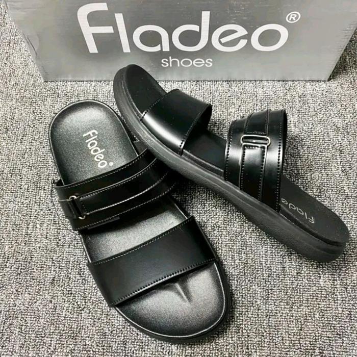 Fladeo Sandal Kulit Pria Selop Ban 2 Kekinian Hitam - Sandal Cowok Keren Terbaru dari Fladeo Shoes d