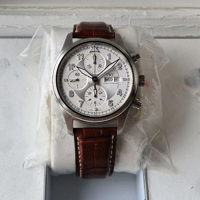 iwc pilot spitfire fliegeruhr chronograph