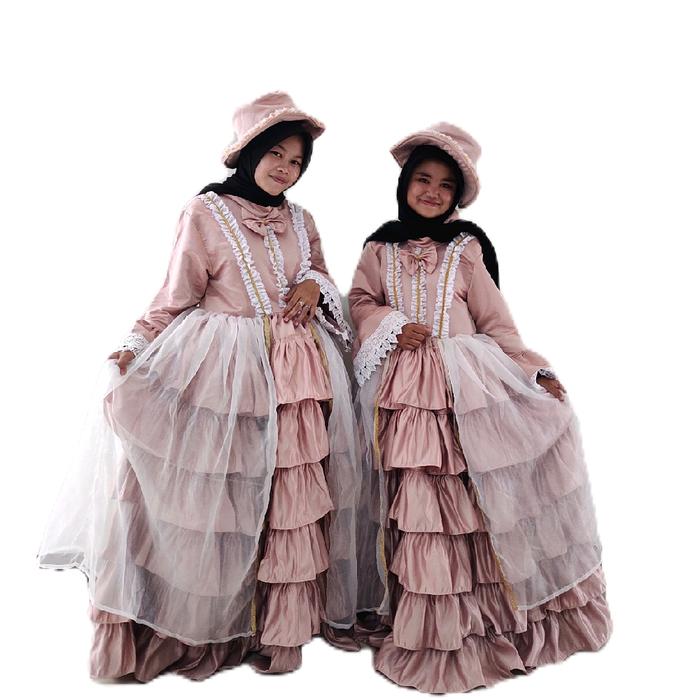 Baju adat Negara Belanda Wanita Dewasa