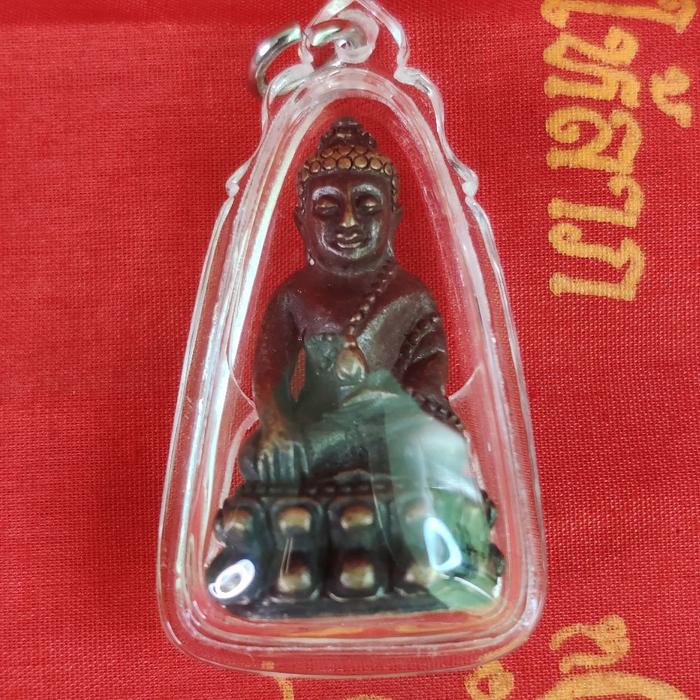 LP Koon Phra Kring Medicine Buddha Thongdeang 2557 Health Peace Rich Thai Amulet.