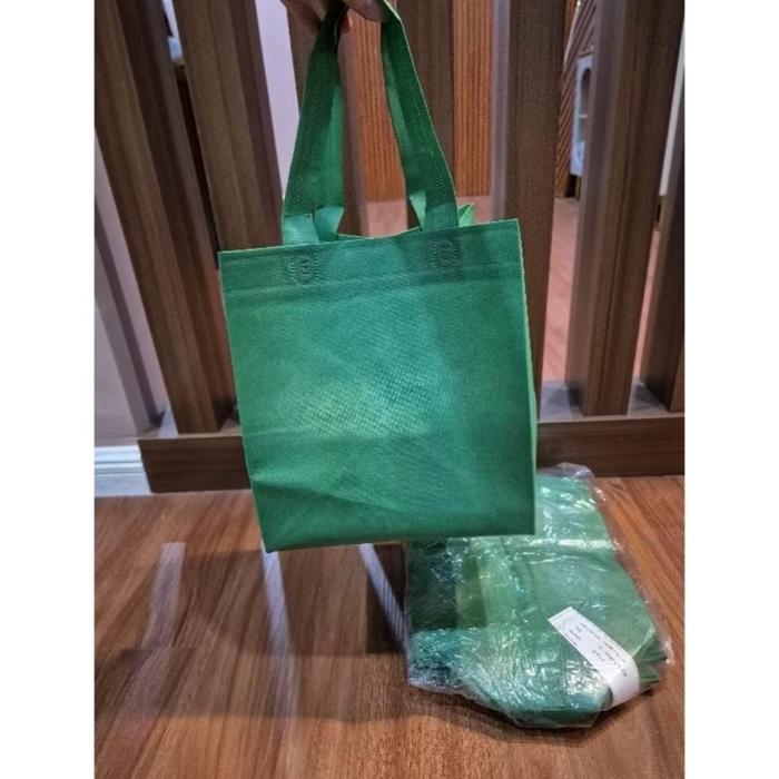 GOODIE BAG/ HBPA / TAS SPUNBOND / TOTEBAG 23x26x20 (HBPA Dus Box) Hijau Daun