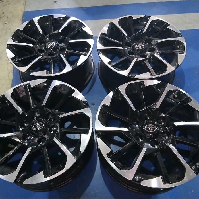 VELG MOBIL SECOND OEM STD FORTUNER GR R18X7,5 6X139,7 ET30 G/P