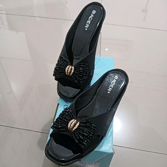 Sepatu Bader, sepatu pesta wanita mewah