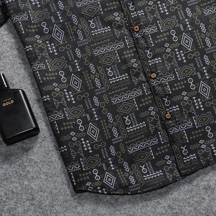 Detak Original Kemeja Songket Pria Lengan Pendek Hitam Arrow Poplin Casual Slimfit