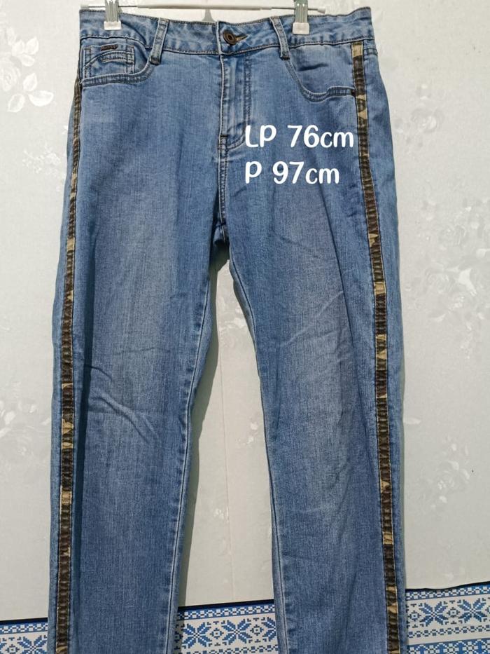 celana jeans motif loreng preloved miss up