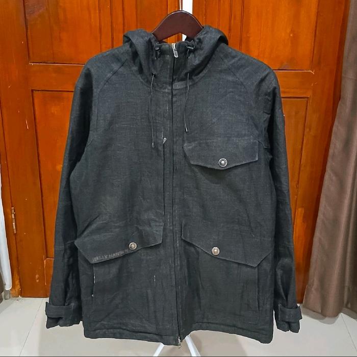 jaket winter helly hansen gorpcore