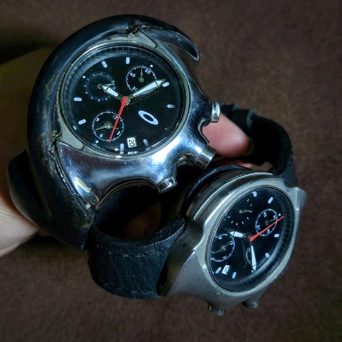 2 Pcs Jam Tangan Oakley Y2K Vintage || Jam Tangan Y2K