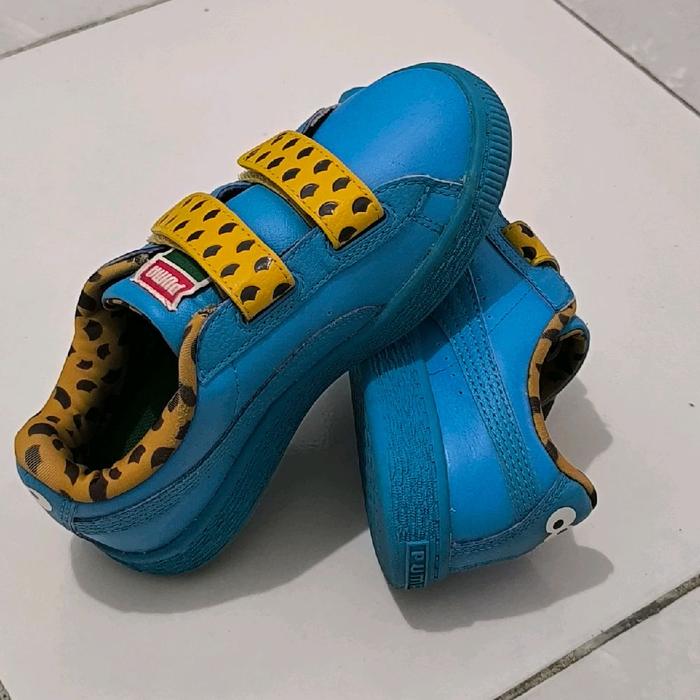 Sepatu Puma x Sesame Street Little Kids Basket Mono V - Cookie Monster (blue)
