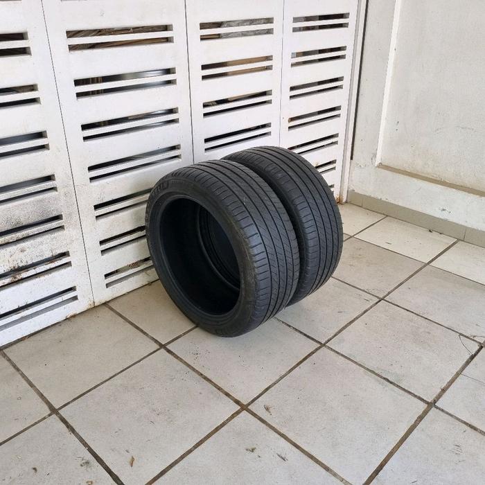 Ban Michelin 225/45/17 r17 cck Mercy Bmw Altis Innova Freed Yaris Vios Avanza Veloz