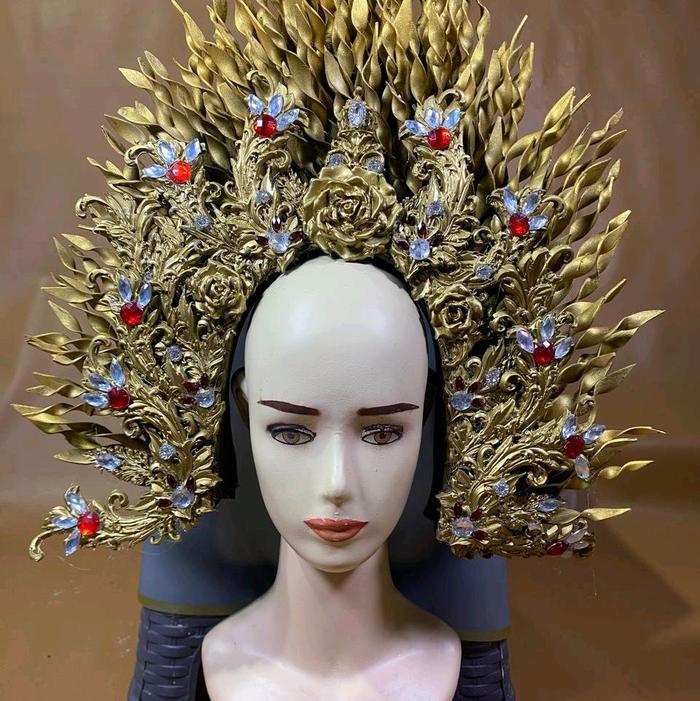 mahkota karnaval payas bali