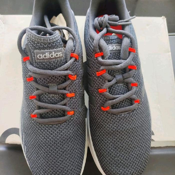 sepatu Adidas running questar flow nxt