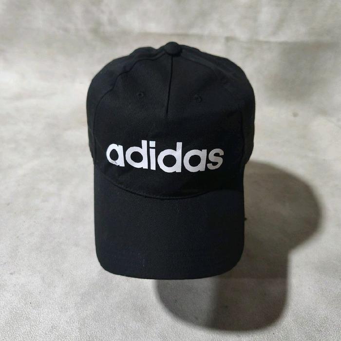 Topi snapback pria Adidas hitam tulisan bekas