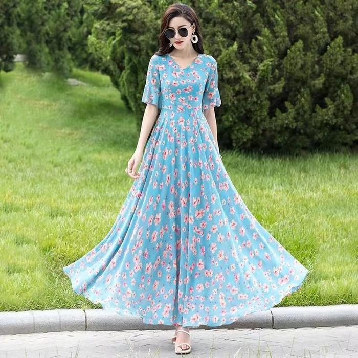 Maxi dress sifon pantai style bohemian bermotif bunga