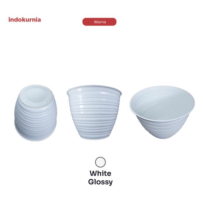 *POT TANAMAN/BUNGA MOTIF TAWON PUTIH PLASTIK TEBAL