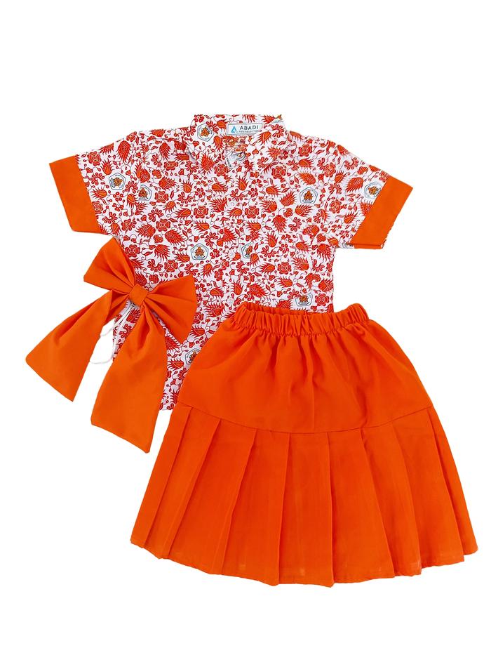 Setelan Seragam Sekolah PAUD Motif Batik Teratai Warna Orange Model Pendek-Pendek Untuk Anak Perempu