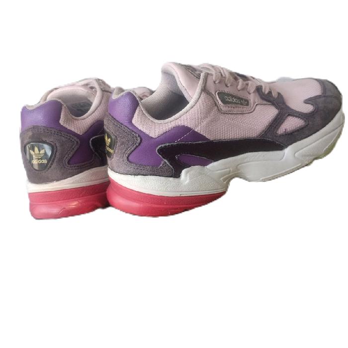 sepatu adidas cewek original seken