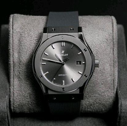 jam tangan hublot 42 classic fusion titanium racing gray 542 NX 7071 RX Watches
