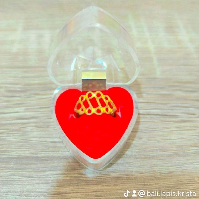 Cincin Huruf S Sepuh Emas 24 K Lapis Kristal Premium