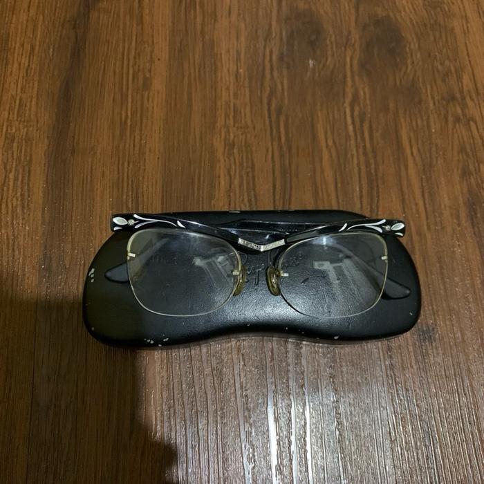 Kacamata BAUSCH & LOMB RAYBAN alumunium vintage authentic preloved