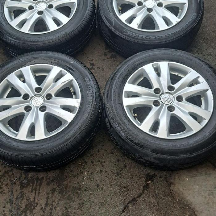 velg mobil ertiga ring 15