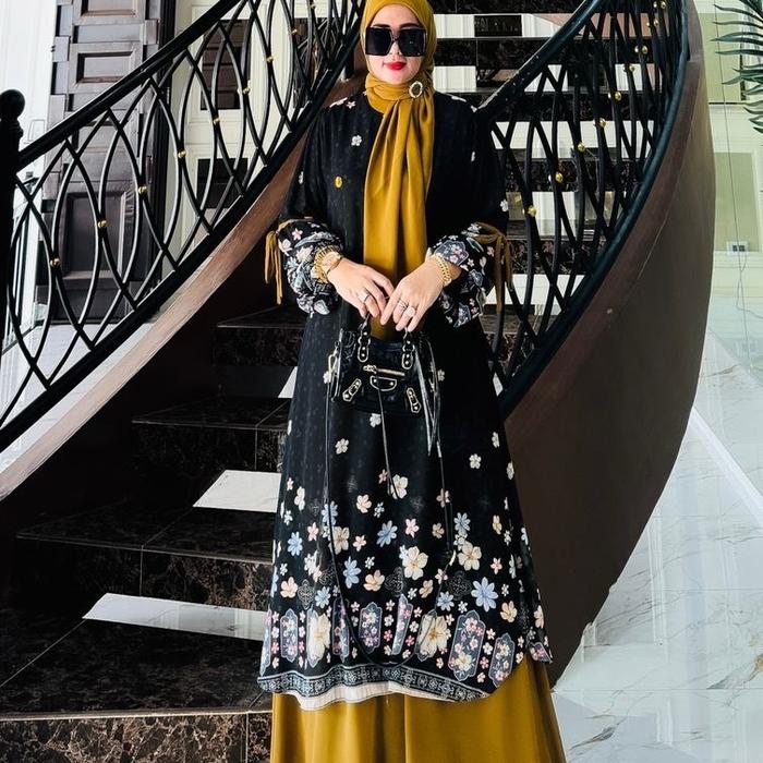 INARA GAMIS MELAYU SETSEGIEMPAT / M Nabil