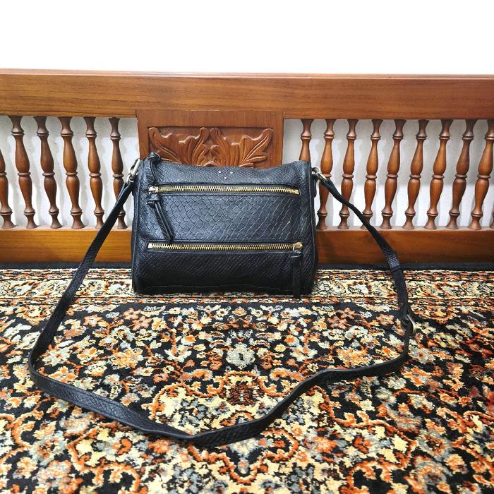 tas Sling bag breal warna hitam