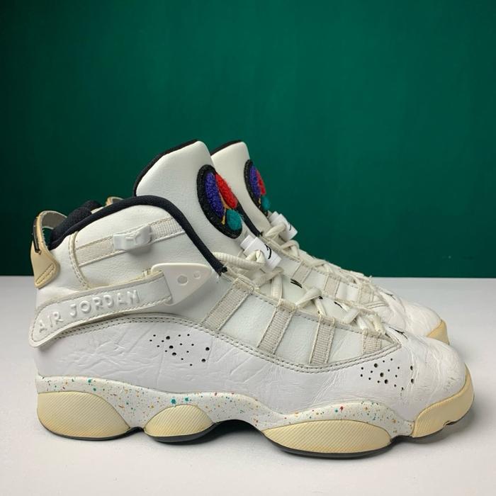 Sepatu wanita Nike air jordan high white. Second size 38.5 Shoes