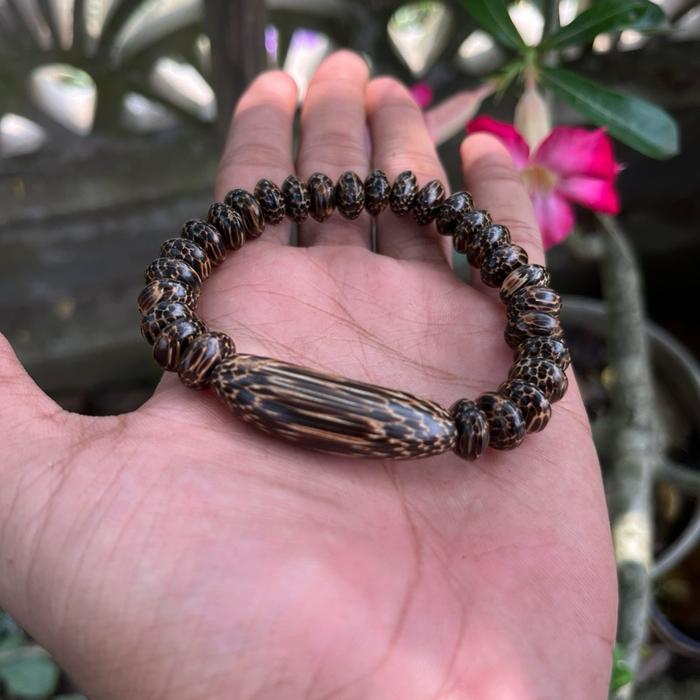 Gelang liwung macan pipih liotin