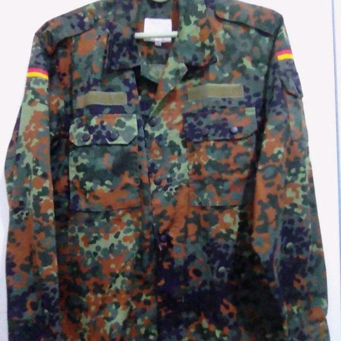 1 set jaket dan celana army Germany pria
