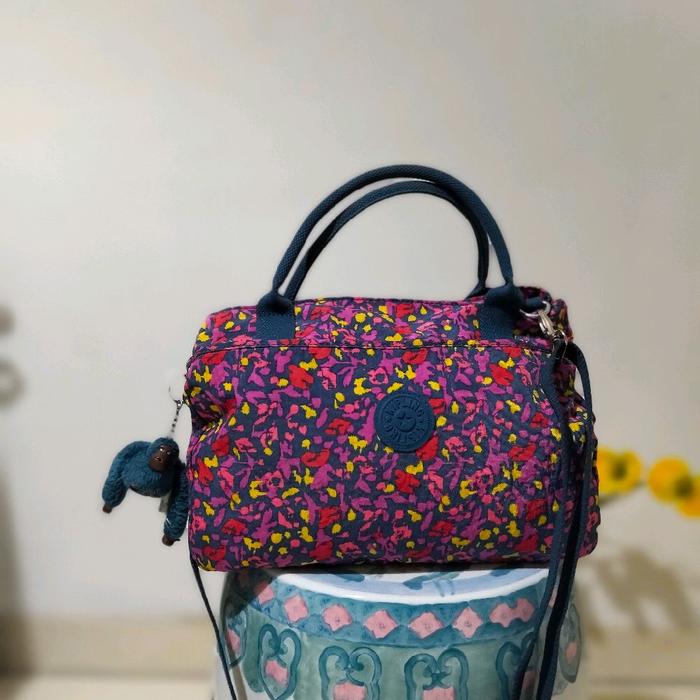Tas wanita kipling motif bunga