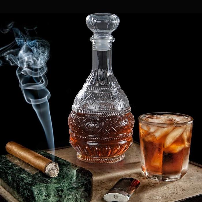 Whisky Decanter Glass Bottle Liquor Scotch Luxury Pagoda - C25