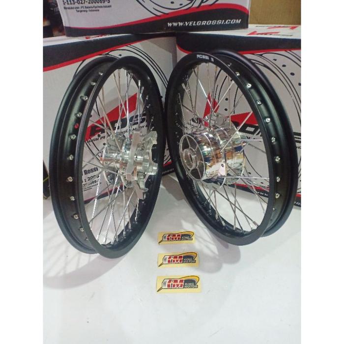 new velg jari jari ring 17 140-160-185-215 merk rossi hitam-chrome untuk motor cbr 150r new / old sa