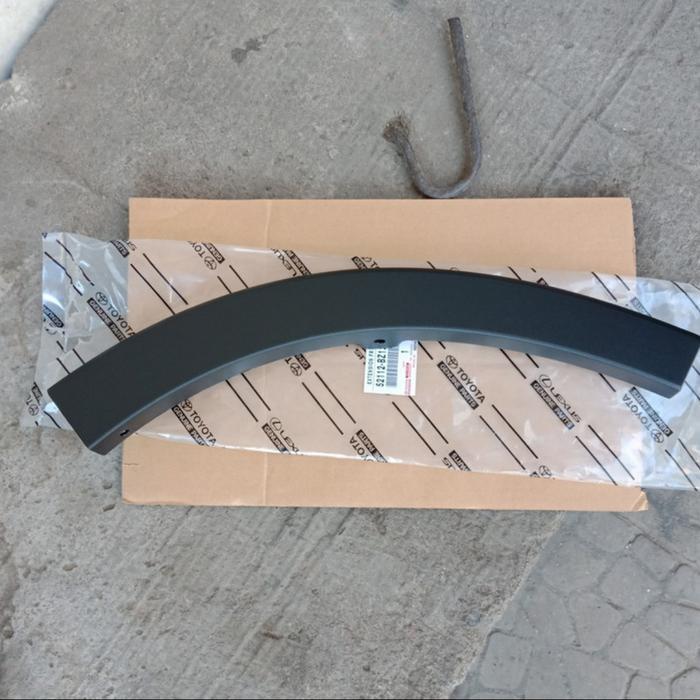 Moulding Extension/Spioler Fender Depan Rush 2019...