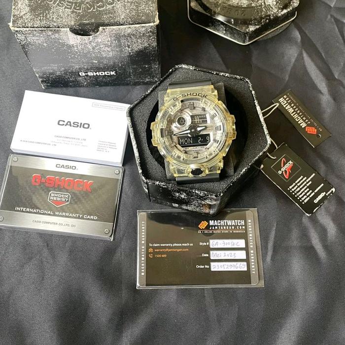 Jam Tangan G-Shock 5522 GA-700SKC PRELOVED LIKEW 100% ORIGINAL