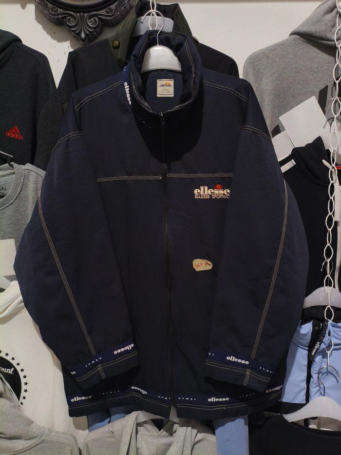 Jaket Windbreaker Puffer Vintage Jacket Windbreaker Tracktop Vintage ELLESSE Sport