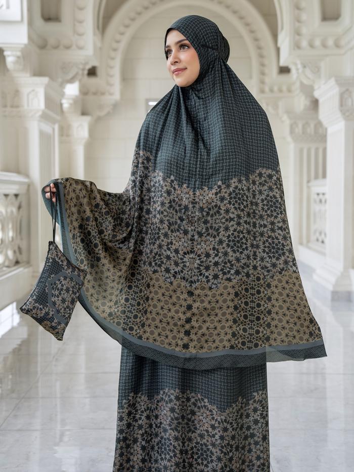 Buttonscarves - Haramain 2 Prayer Robe