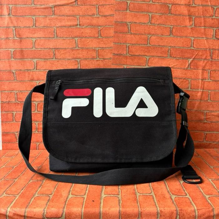 TAS SELEMPANG PRIA SECOND BRANDED KANVAS HITAM / TAS SLING PRIA SECOND
