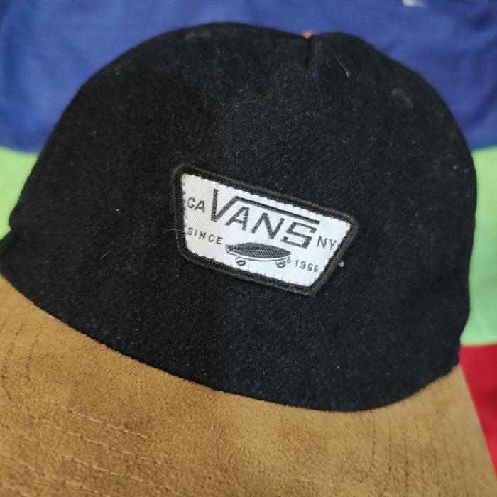 Vans x Starter | Vans Cap | Topi Vans | bahan Woll | hitam x tan | Original & Authentic