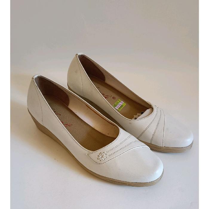 Sepatu pantofel wanita VAVALI LISA-779 (UK36-40) (DEFECT KOTOR)