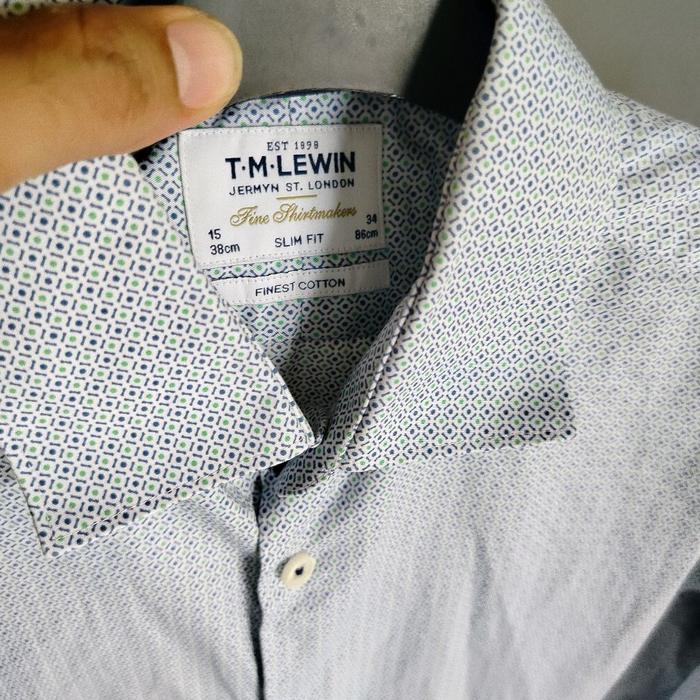 kemeja pria SIZE L slim fit TM lewin branded