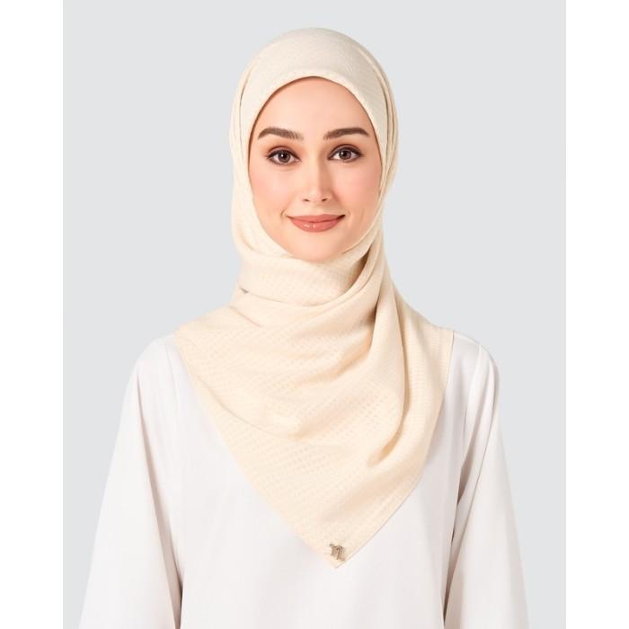 Gingham Textured Chiffon Square Hijab Sifon Segiempat by Naelofar - CREAM