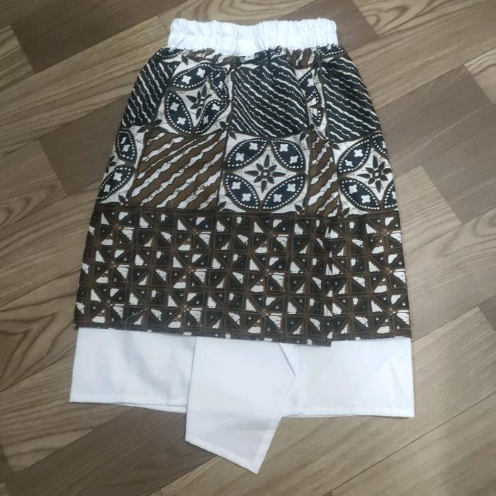 LAMIKA Kamen jadi anak laki laki motif Batik