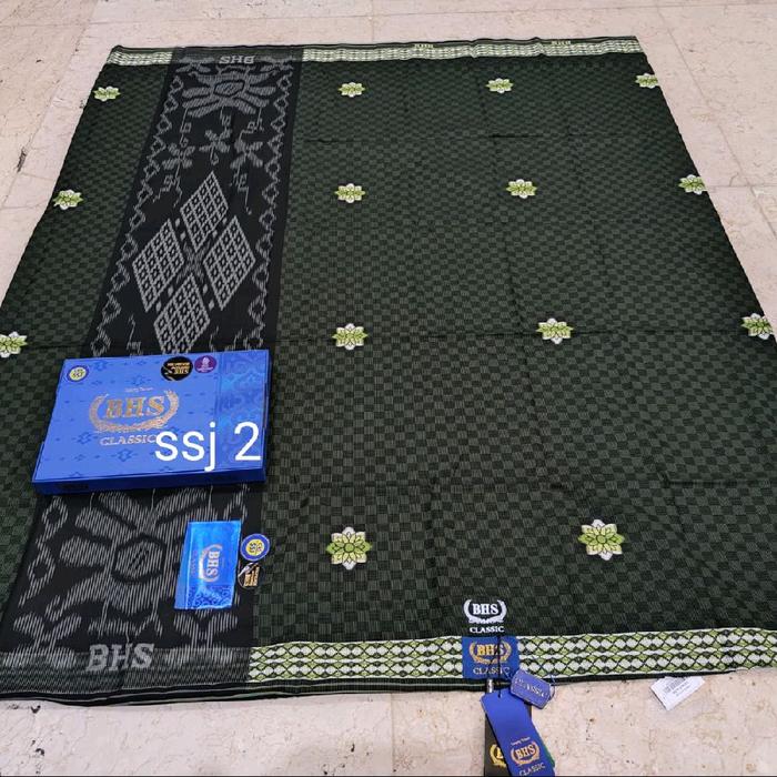Sarung BHS Classic Songket Gold Sarung BHS Classic Skt Gold Sarung BHS Classic Dam Gold