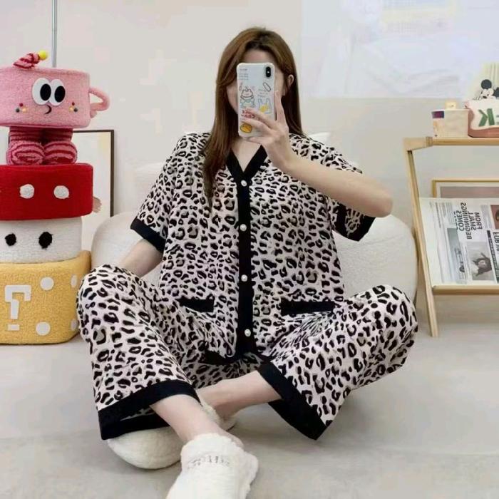 V35 Macan Black Viscos Vneck Piyama Satin Import Cp Pp Baju Tidur Wanita Premium Kekinian Imlek Sinc